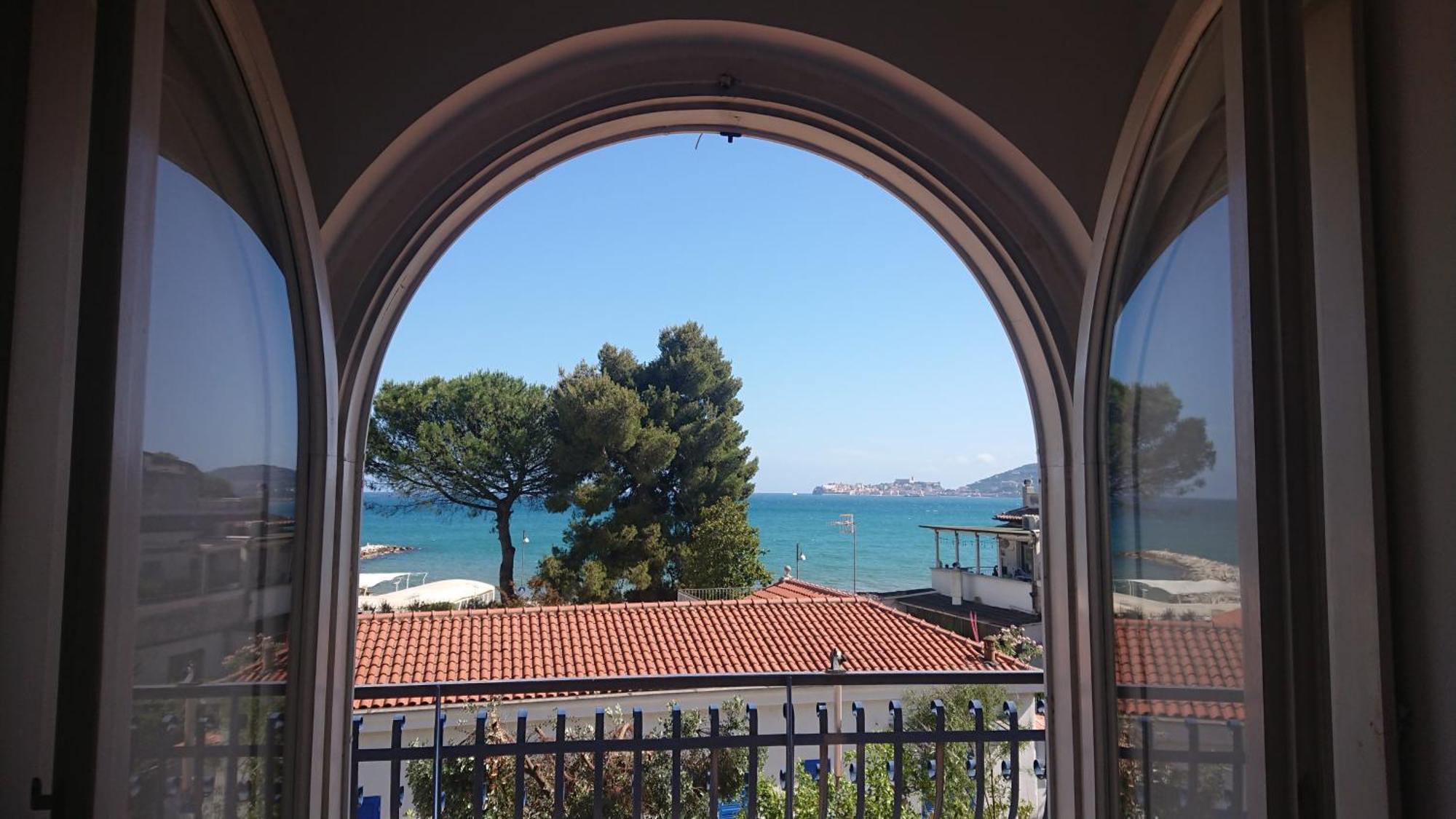 Apartamento Panoramico Sul Mare Di Vindicio